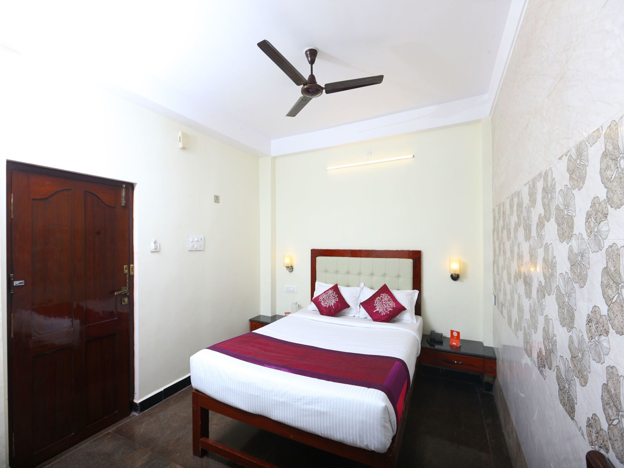 Hotel Oyo 094 Bussy St Prakasam Residency Puducherry Zewnętrze zdjęcie